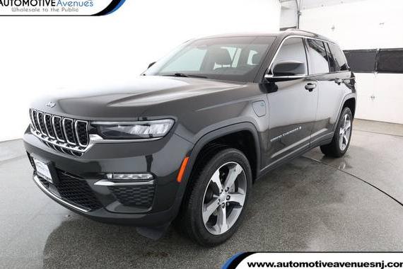 JEEP GRAND CHEROKEE 2024 1C4RJYB64RC711216 image